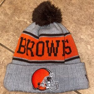 Cleveland Browns football team beanie hat headwear winter warm gray orange brown